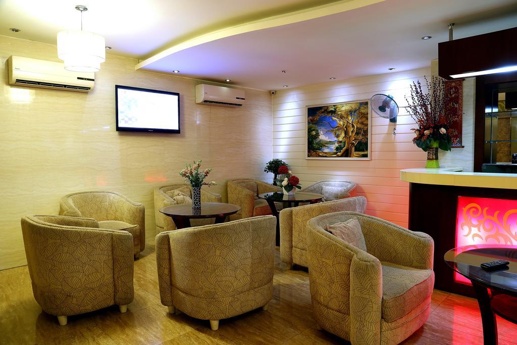 Hotel Boss Group - Regal 2*